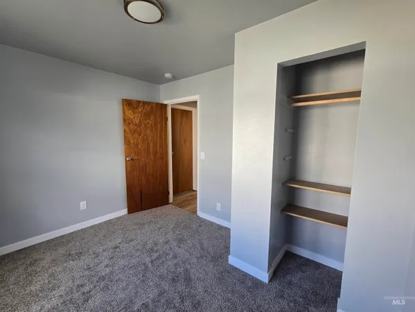 $340,000 | 1073 West 5th Street, Weiser, ID 83672