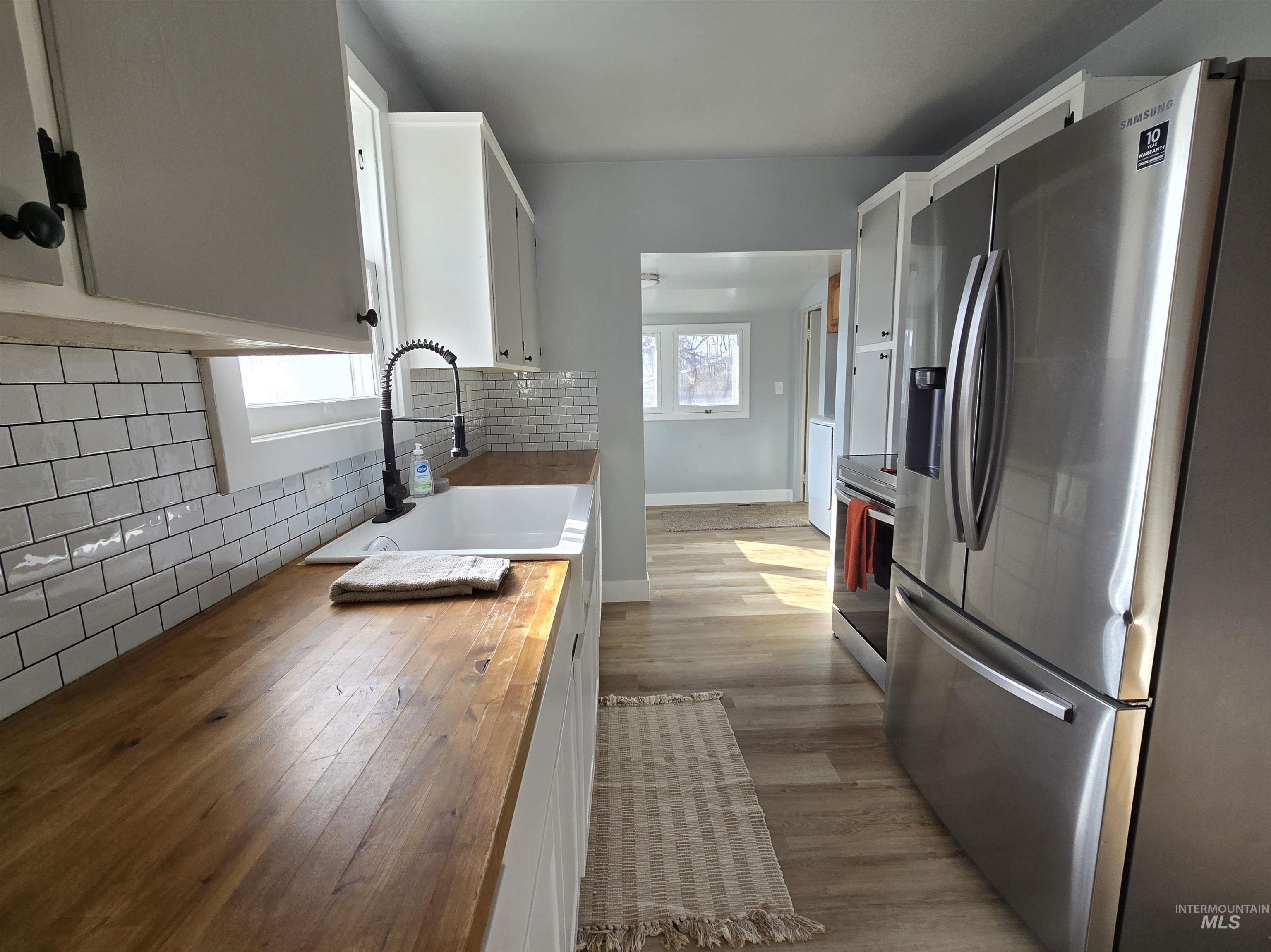 1073 West 5th Street Weiser, ID 83672 - Photo 7 of 28