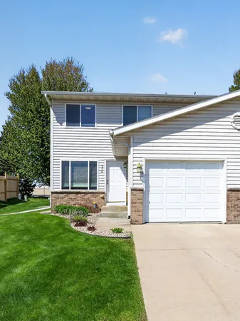 $229,900 | 310 10th Avenue Northwest, Byron, MN 55920
