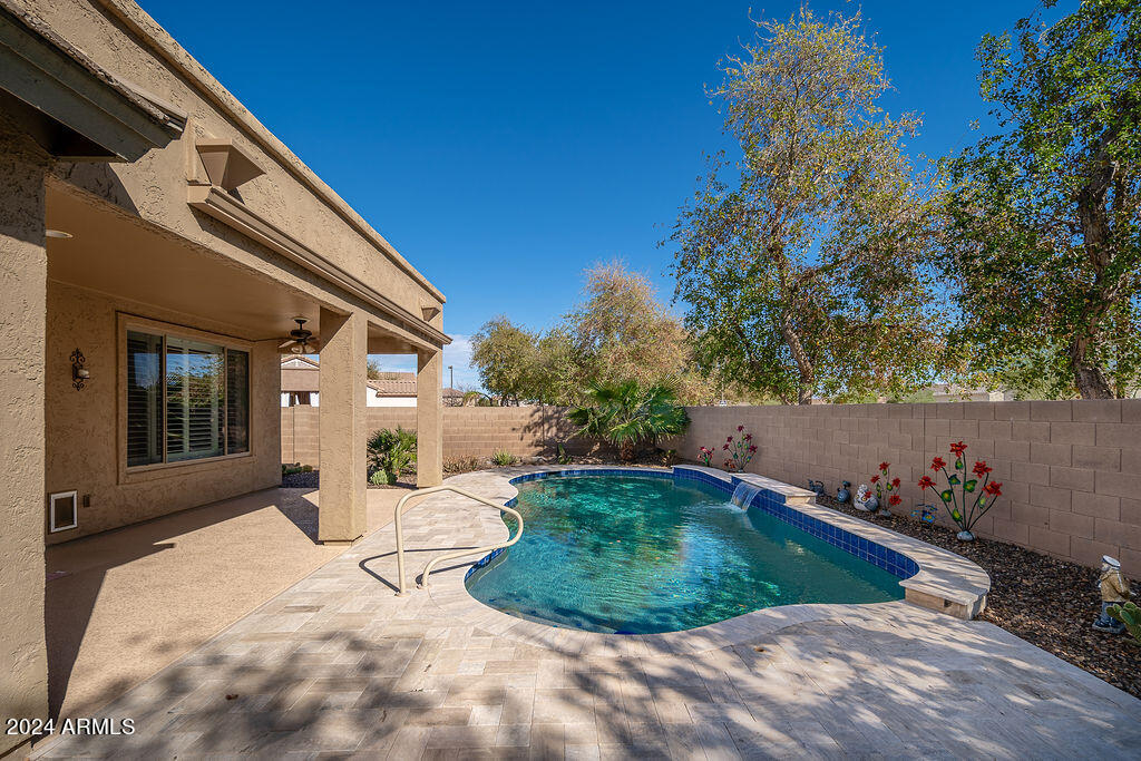 15427 West Redfield Road Surprise, AZ 85379 - Photo 37 of 41 Gallery Image 37