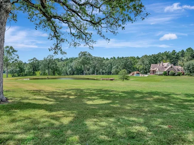 $3,490,000 | 1811 Caspers Cove Road, Lufkin, TX 75904
