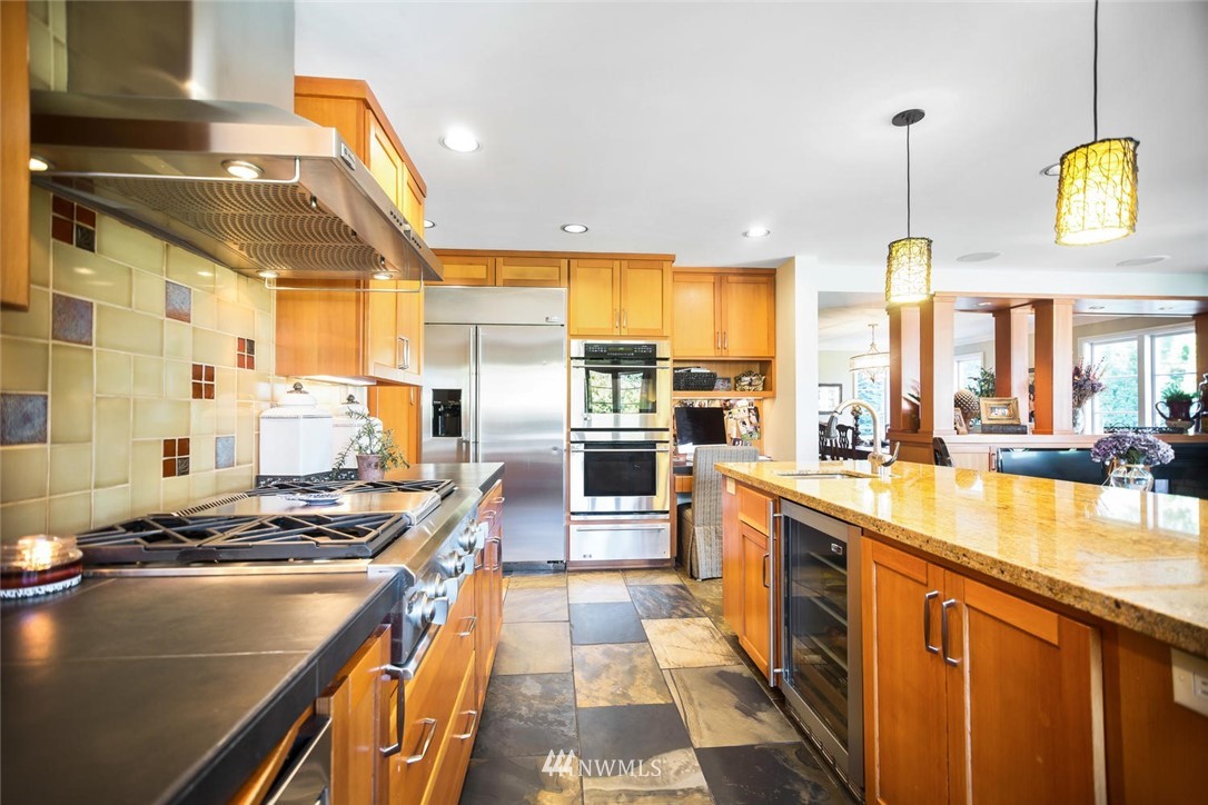 245 Middlefield Road Bellingham, WA 98225 - Photo 5 of 25