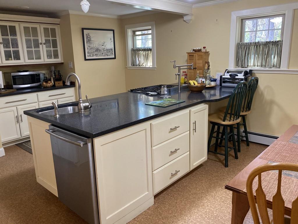 256 Peckham Road Acushnet, MA 02743 - Photo 22 of 38 Gallery Image 22
