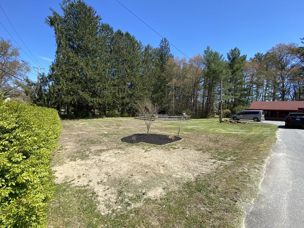 256 Peckham Road Acushnet, MA 02743 - Photo 4 of 38 Gallery Image 4
