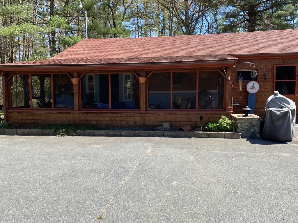256 Peckham Road Acushnet, MA 02743 - Photo 8 of 38 Gallery Image 8