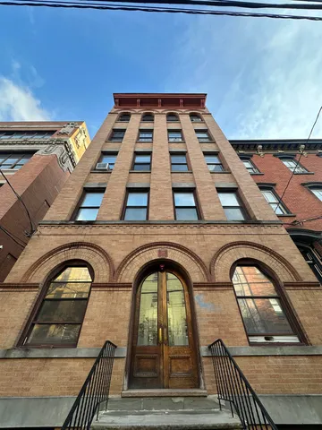 $2,200 | 319 8th Street, Unit 5L, Jersey City, NJ 07302