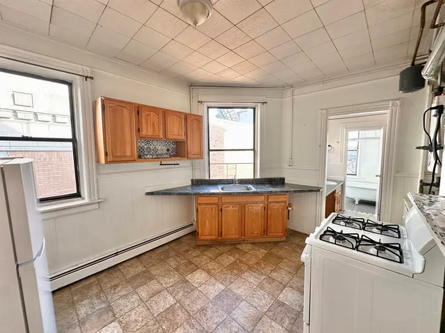 $2,200 | 319 8th Street, Unit 5L, Jersey City, NJ 07302