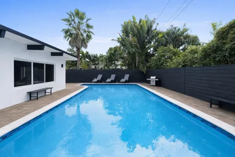 $1,175,000 | 100 Northeast 22nd Street, Wilton Manors, FL 33305