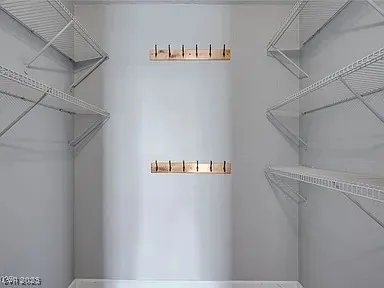 $1,495 | 3930 South University Center Drive, Unit 806, Las Vegas, NV 89119