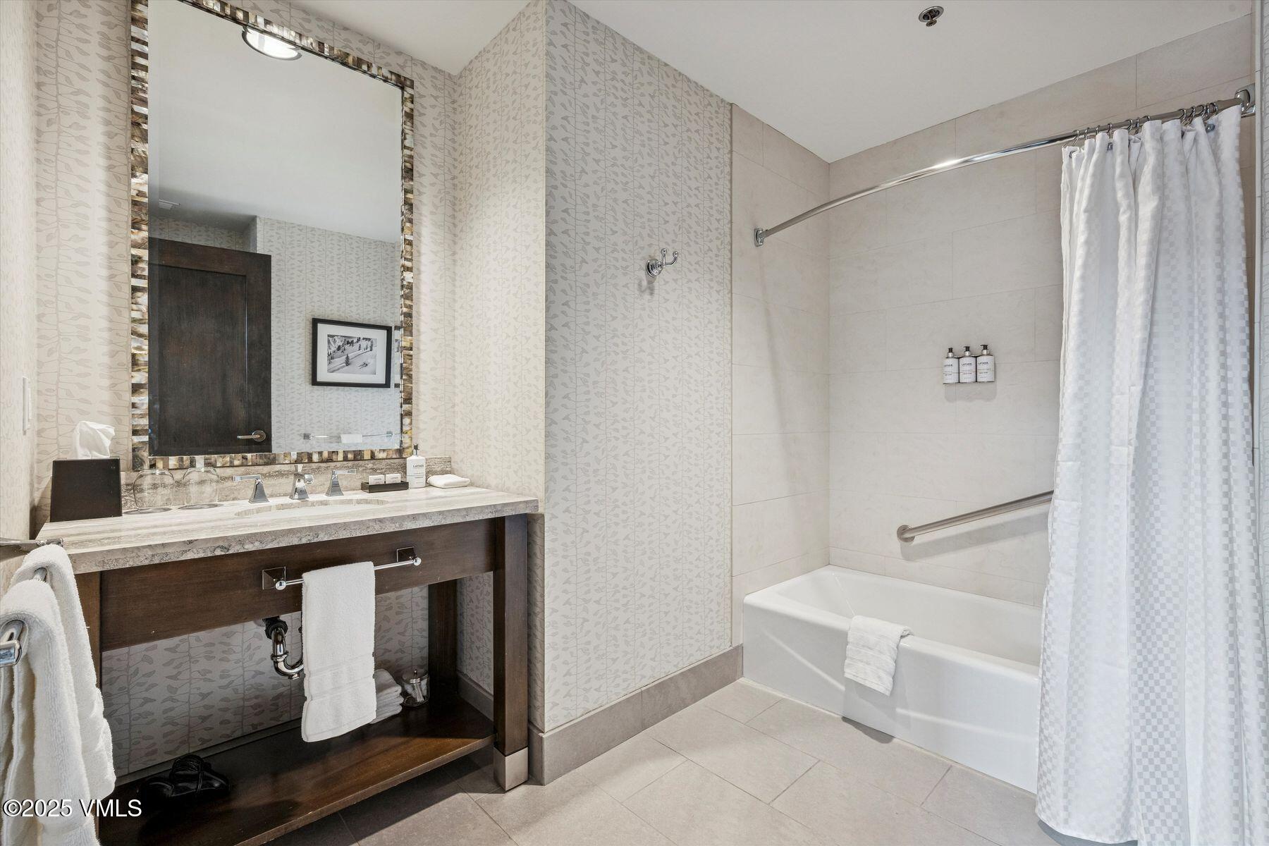 126 Riverfront Lane, Unit 917 Avon, CO 81620 - Photo 14 of 34 photo_online_013