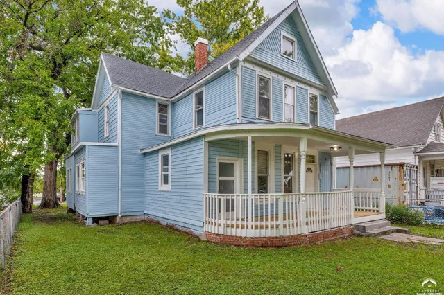 $185,000 | 731 Southwest Lincoln Street, Topeka, KS 66606