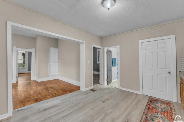 $185,000 | 731 Southwest Lincoln Street, Topeka, KS 66606