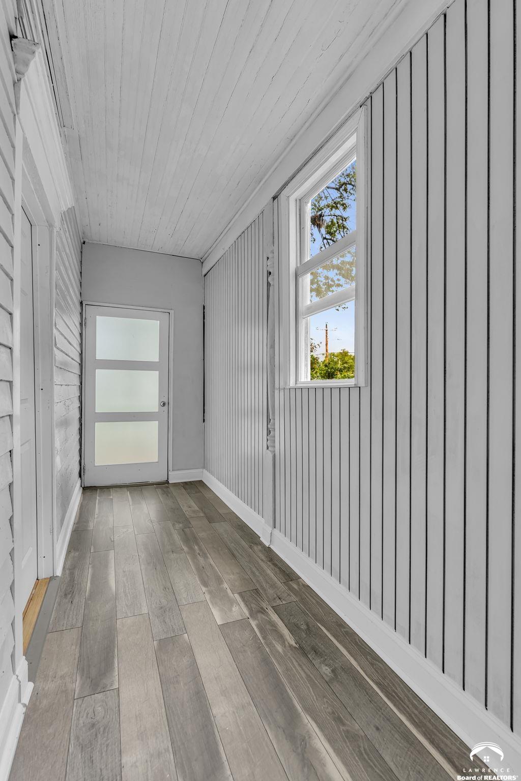 731 Southwest Lincoln Street Topeka, KS 66606 - Photo 16 of 32