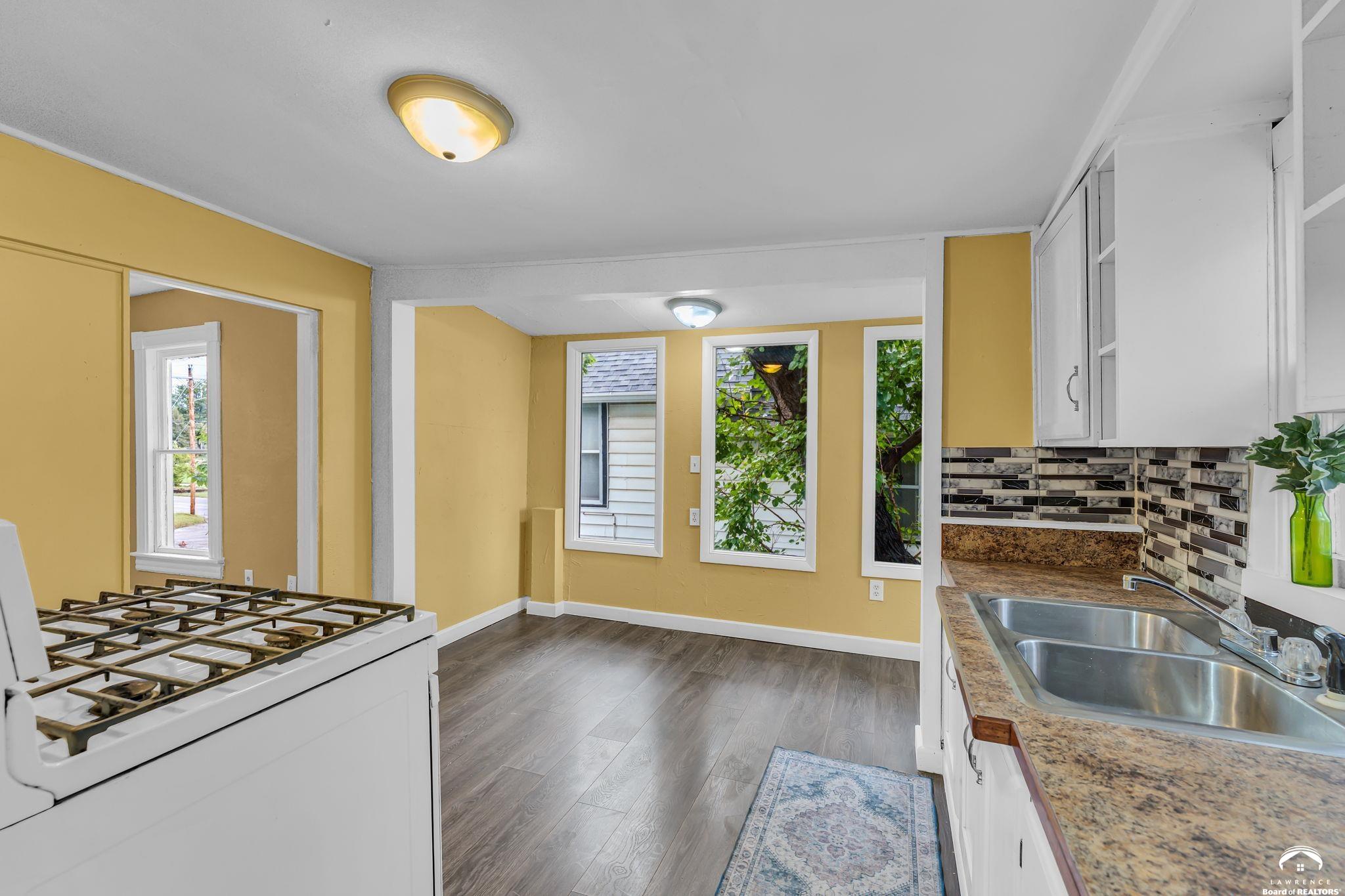 731 Southwest Lincoln Street Topeka, KS 66606 - Photo 22 of 32