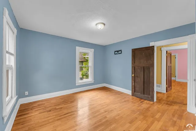 $185,000 | 731 Southwest Lincoln Street, Topeka, KS 66606