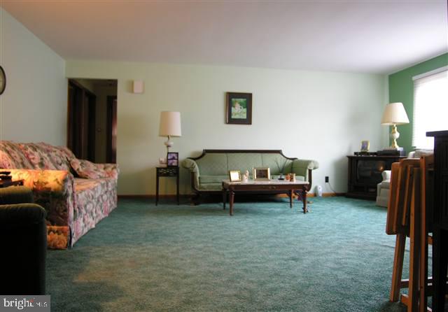 307 Feeser Road Harrisburg, PA 17109 - Photo 3 of 14 Gallery Image 3