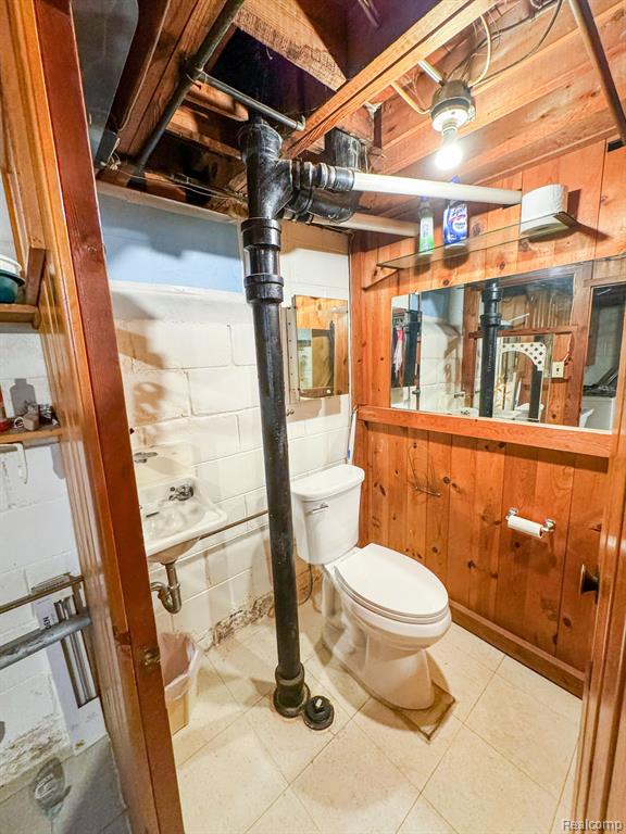 15022 Charles R Avenue Eastpointe, MI 48021 - Photo 13 of 18