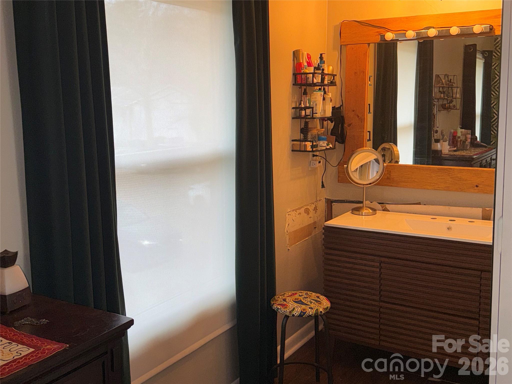 1304 Seaton Road, Unit 15 Durham, NC 27713 - Photo 12 of 20 a view of a balcony