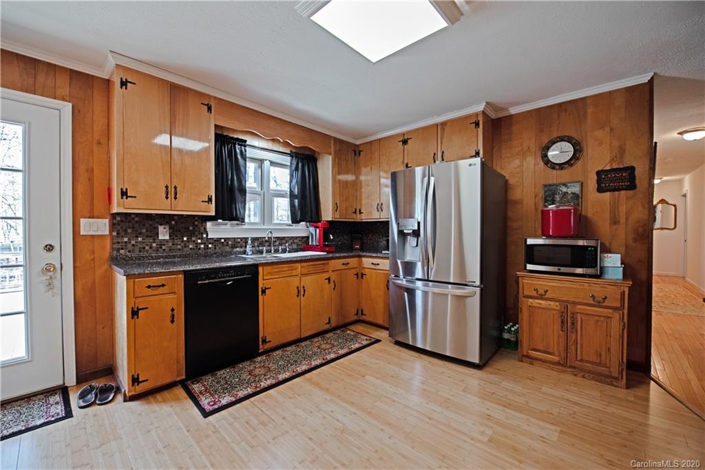 428 Kingfield Drive Southwest Concord, NC 28027 - Photo 4 of 44 Gallery Image 4
