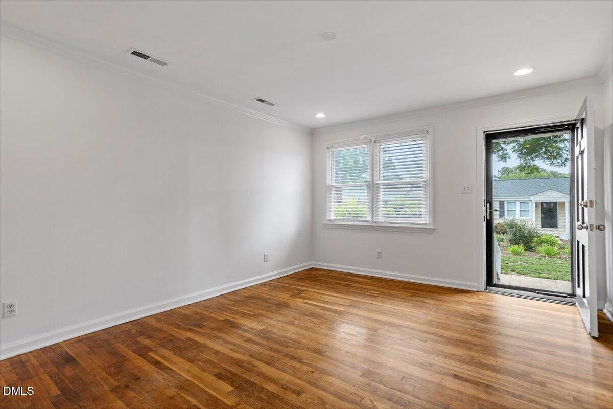 2312 Bernard Street Raleigh, NC 27608 - Photo 9 of 28