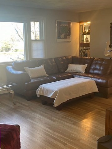 25 Emily Road Framingham, MA 01701 - Photo 12 of 28 Gallery Image 12