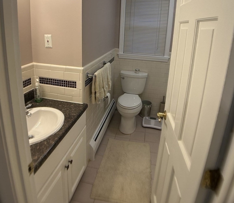 25 Emily Road Framingham, MA 01701 - Photo 17 of 28 Gallery Image 17