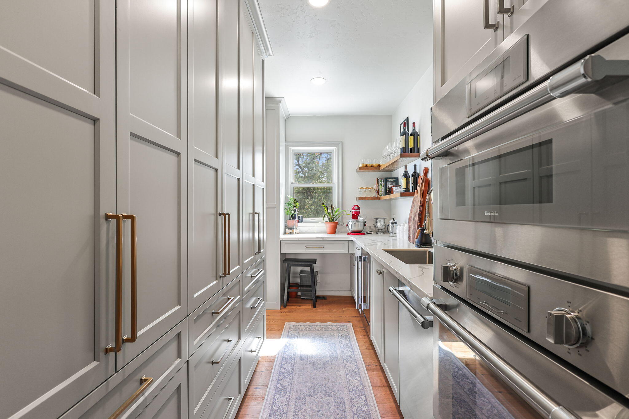 8709 Silver Bridge Road Palo Cedro, CA 96073 - Photo 14 of 88 Butler Kitchen