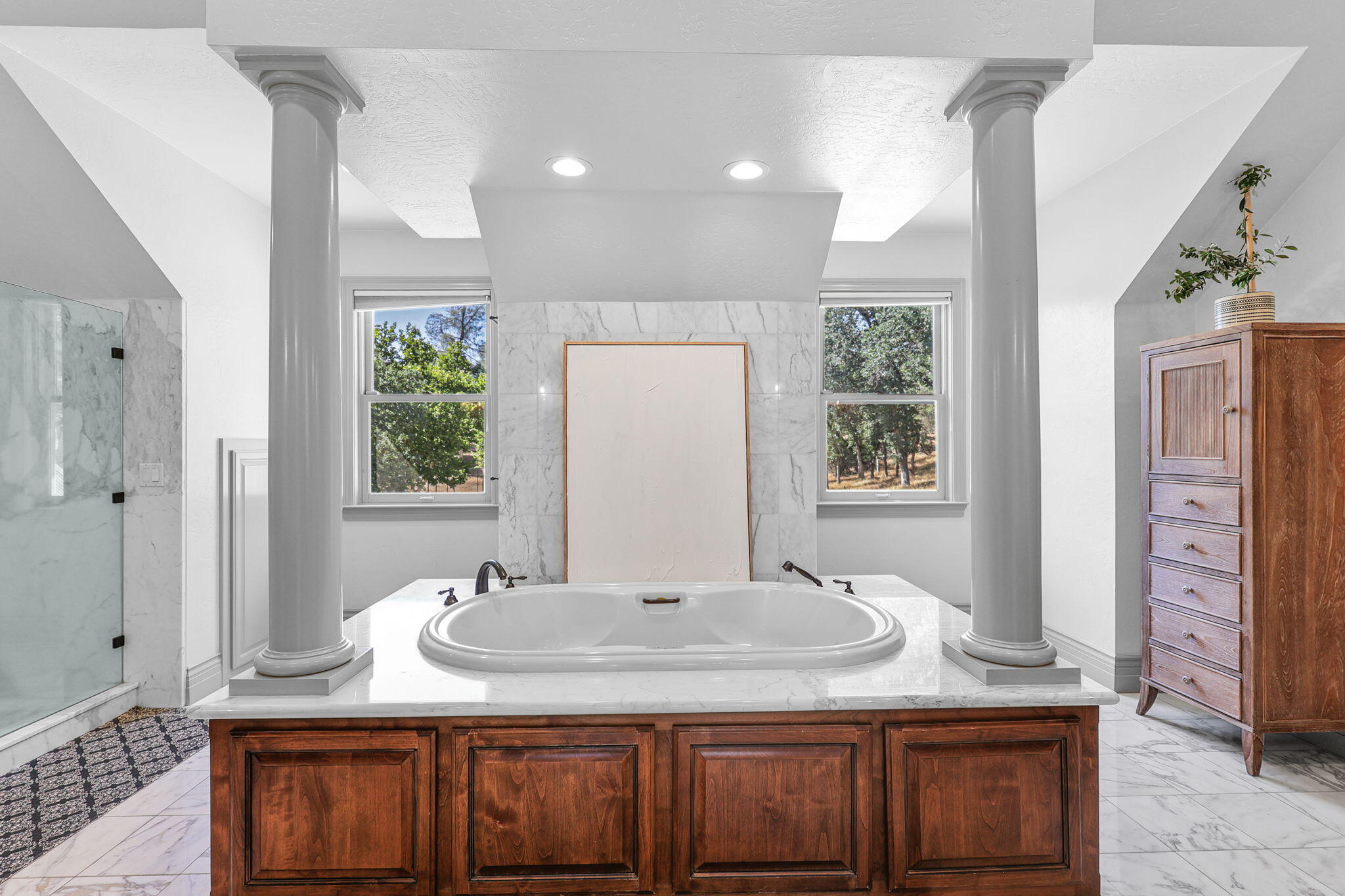 8709 Silver Bridge Road Palo Cedro, CA 96073 - Photo 33 of 88 Master Suite