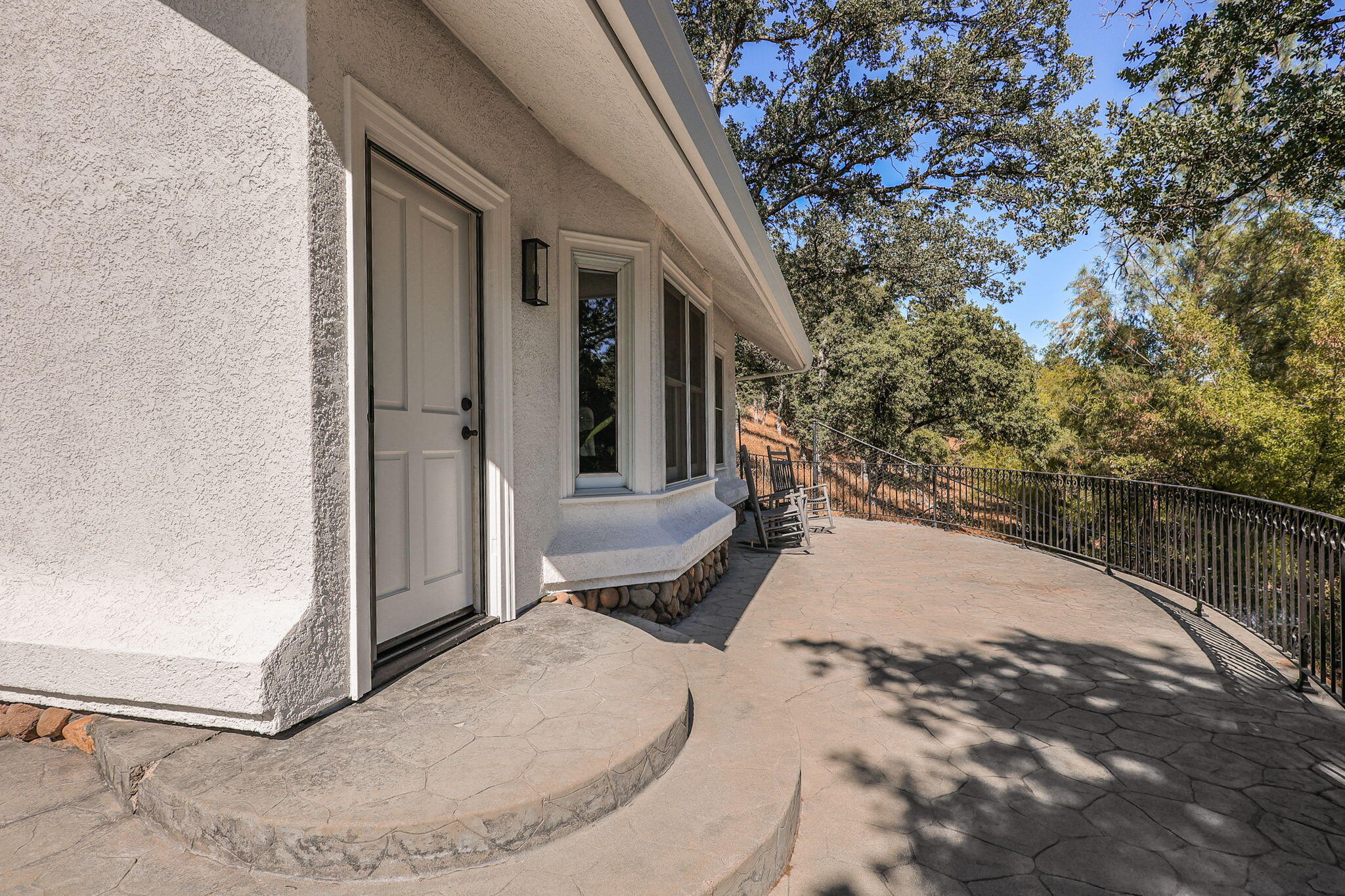 8709 Silver Bridge Road Palo Cedro, CA 96073 - Photo 60 of 88 In-Law Unit Entrance