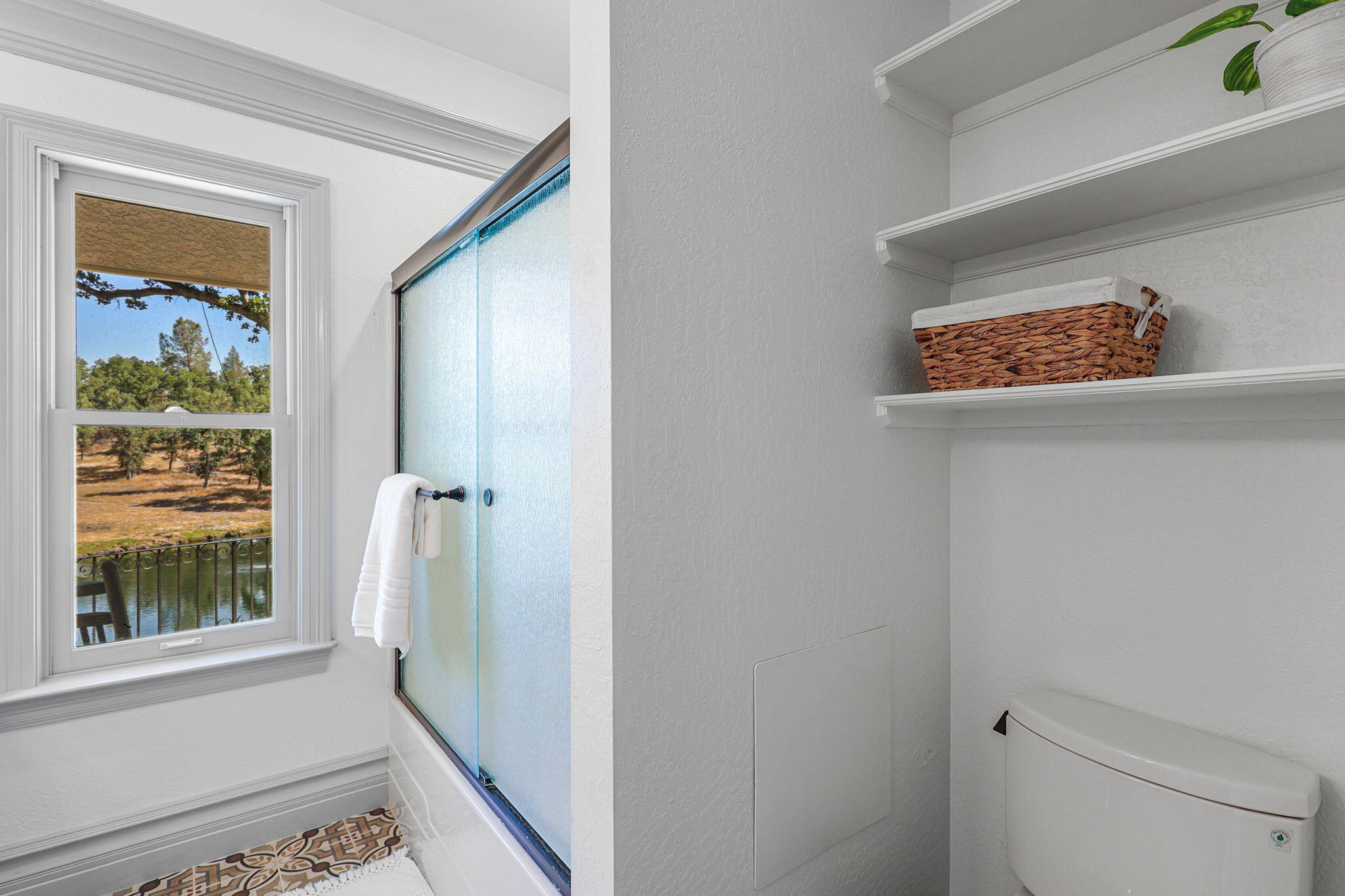 8709 Silver Bridge Road Palo Cedro, CA 96073 - Photo 66 of 88 In-Law Unit Bathroom
