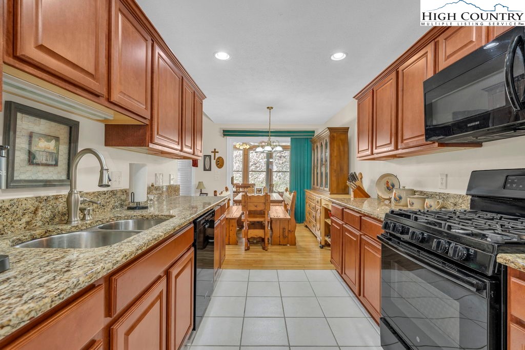 413 Shady Bark Lane Boone, NC 28607 - Photo 15 of 38