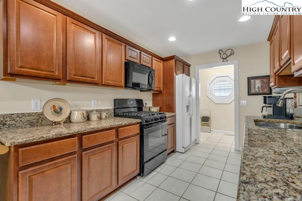 413 Shady Bark Lane Boone, NC 28607 - Photo 16 of 38