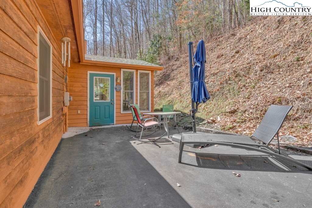 413 Shady Bark Lane Boone, NC 28607 - Photo 6 of 38