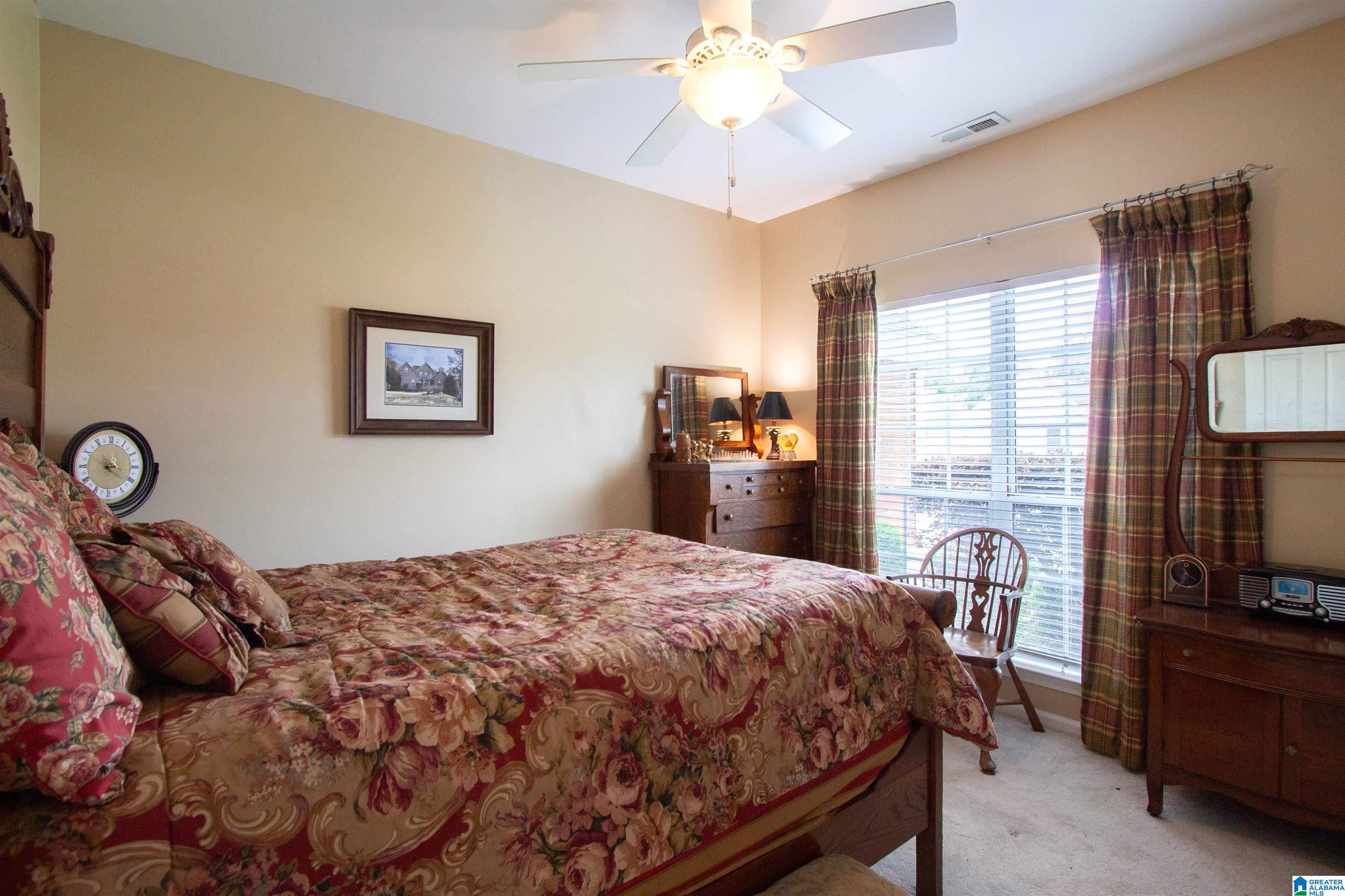 276 Victoria Station Alabaster, AL 35114 - Photo 23 of 38