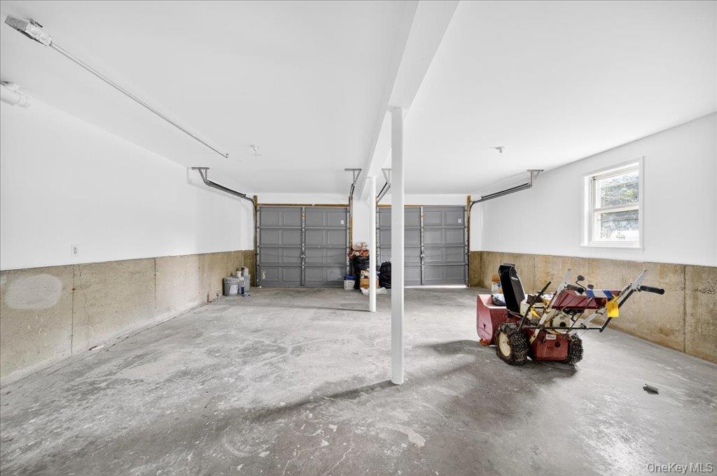 226 Knoth Road Wallkill, NY 12589 - Photo 28 of 34 a view of a garage