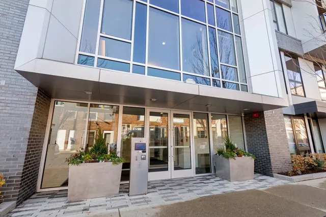 $1,075,000 | 45 West 3rd Street, Unit 205, Boston, MA 02127