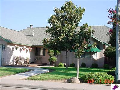 1490 West Kramer Ridge Road Reedley, CA 93654 - Photo 1 of 3 Well kept, cul-de-sac street for little traffic.