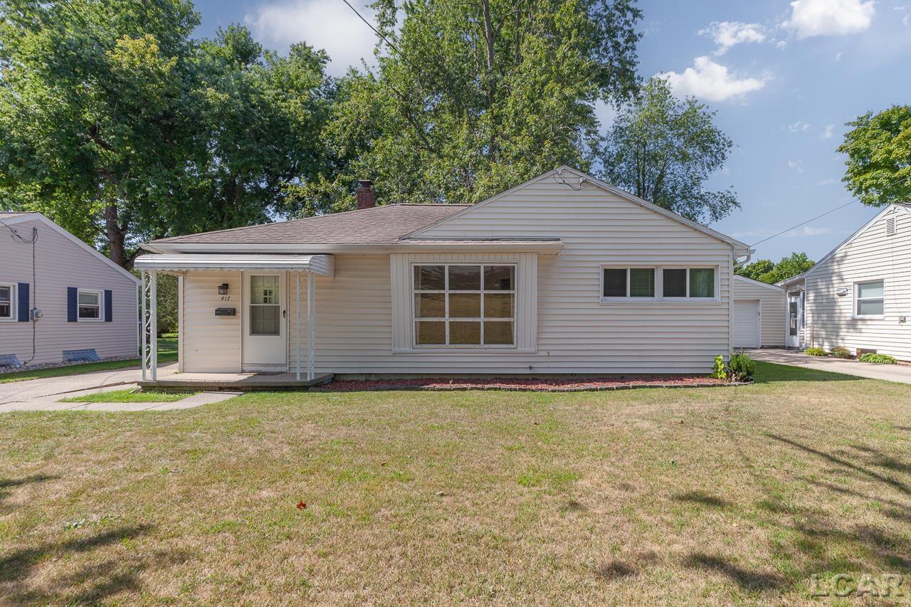 417 Riverside Avenue Adrian, MI 49221 - Photo 1 of 30 50152996-34b05e9f-1e7c-4f73-97c4-fc123db9a1cc.JPG