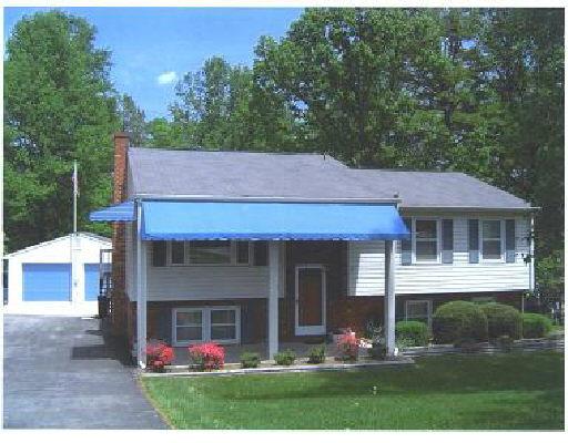 258 Mountain Pass Road Blue Ridge, VA 24064 - Photo 1 of 1 front view of a house with a yard