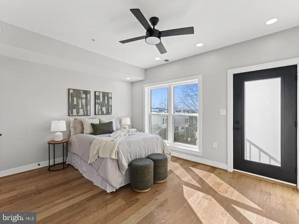 $4,700 | 4318 7th Street Northwest, Unit 2, Washington, DC 20011