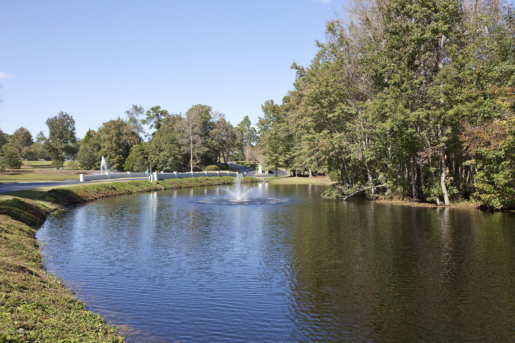 Lot 14 East Rolling Meadows Road Hampstead, NC 28443 - Photo 9 of 10 whitebridge entry pond_3234