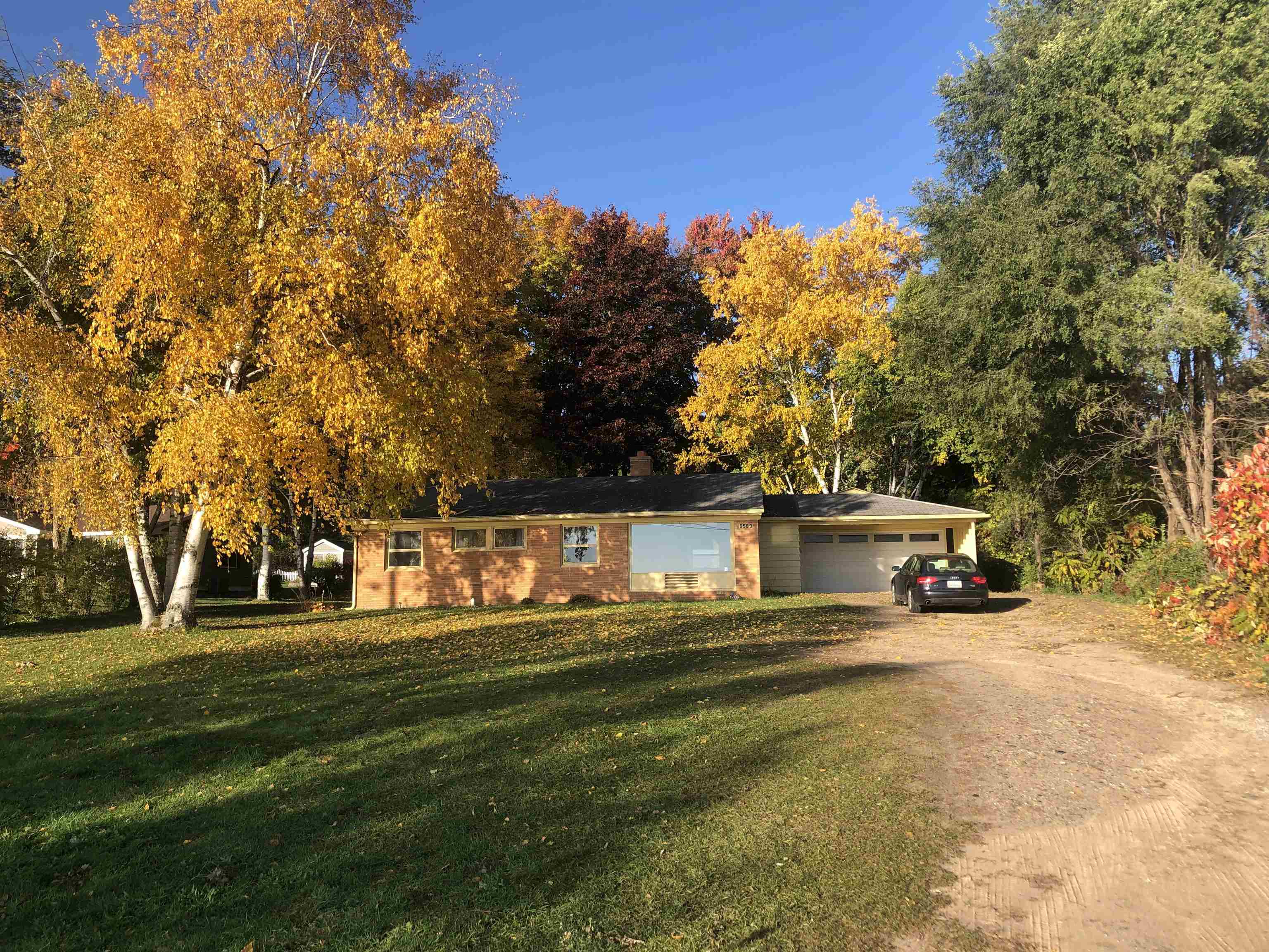 9589 Center Road Traverse City, MI 49686 - Photo 1 of 42 1908377.JPG