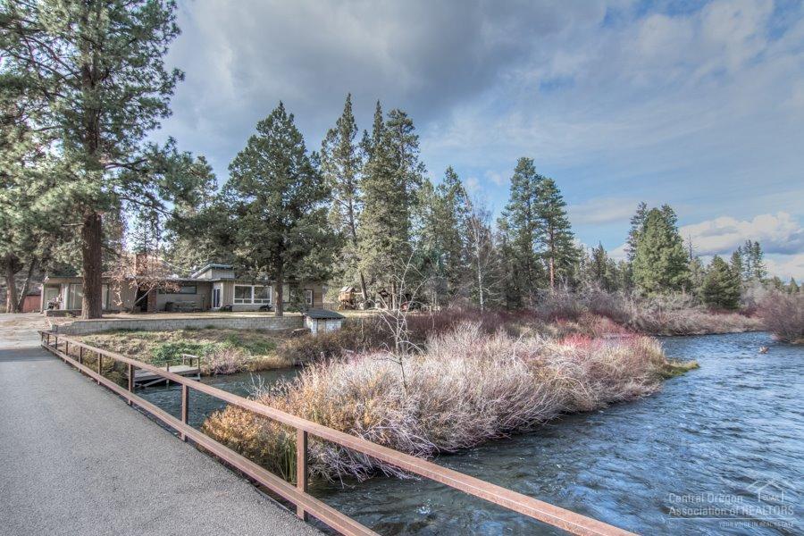 64095 O. B. Riley Road Bend, OR 97703 - Photo 2 of 19 Additional Photo