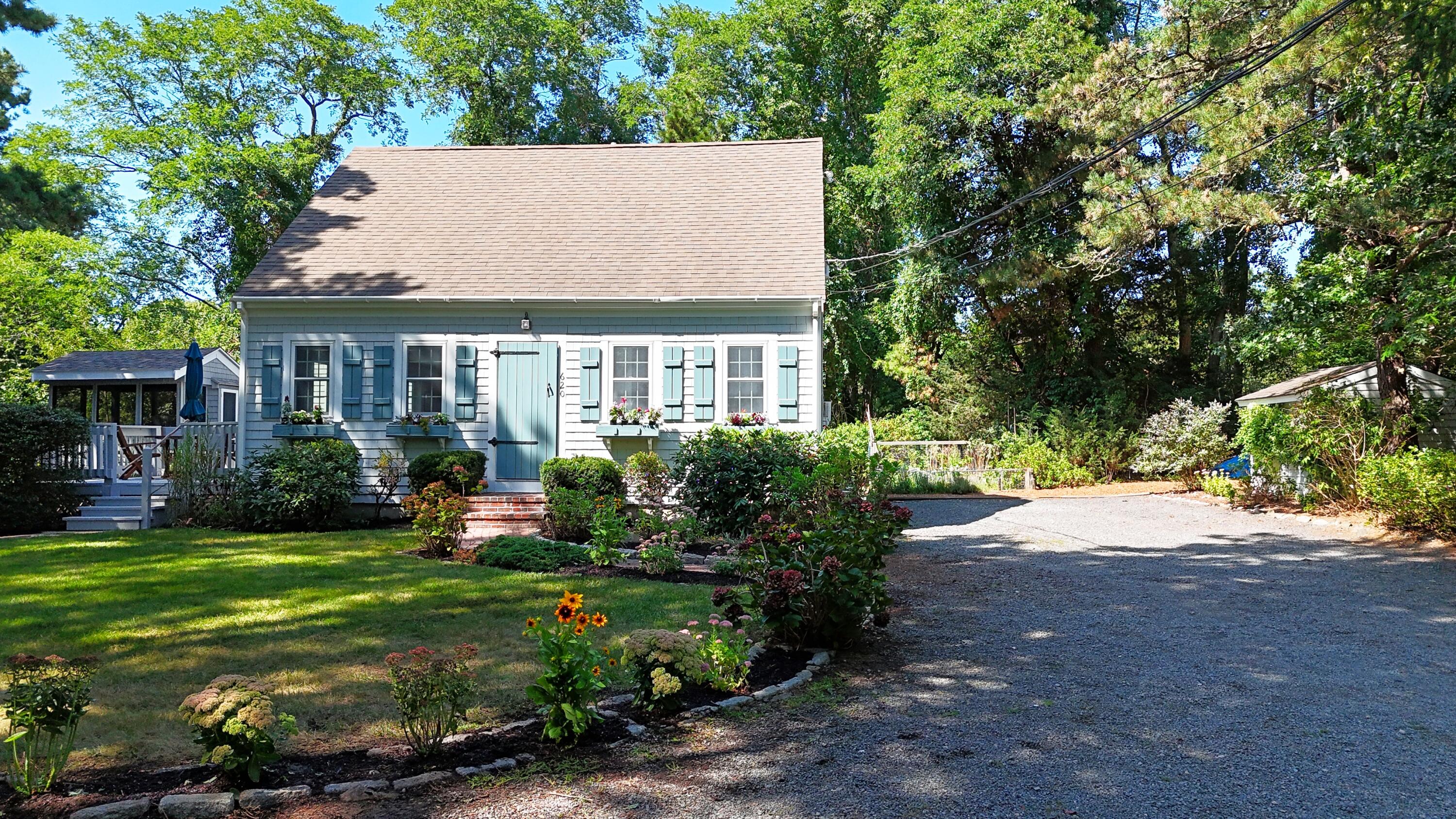 620 Kingsbury Beach Road Eastham, MA 02642 - Photo 6 of 82 DJI_20260904140812_0552_D ()