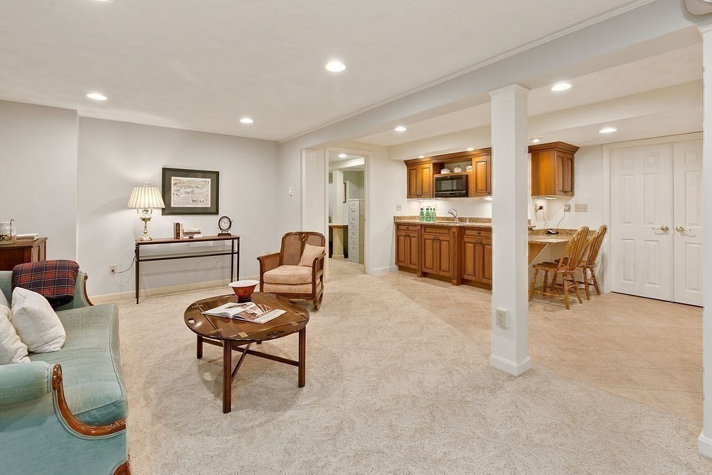 19 Candlestick Road North Andover, MA 01845 - Photo 30 of 42 Gallery Image 30