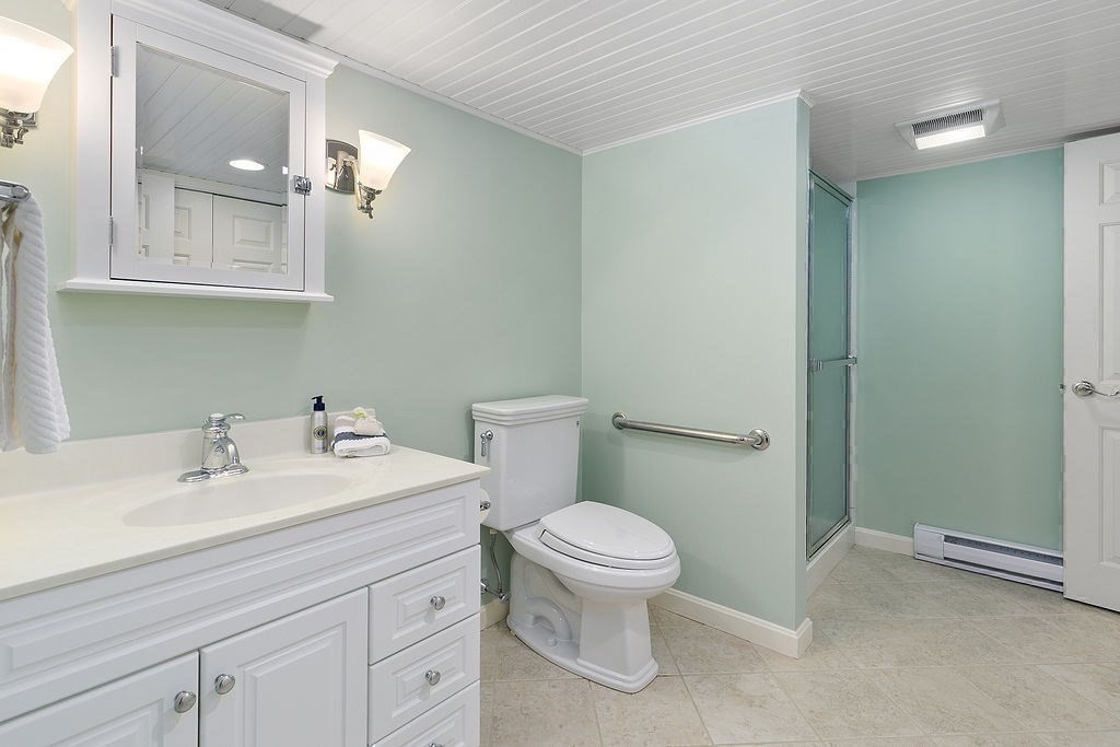 19 Candlestick Road North Andover, MA 01845 - Photo 36 of 42 Gallery Image 36