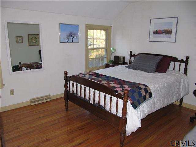 37 West Bayberry Road Bethlehem, NY 12077 - Photo 13 of 19 Photo 13