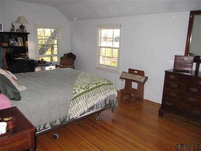 37 West Bayberry Road Bethlehem, NY 12077 - Photo 16 of 19 Photo 16