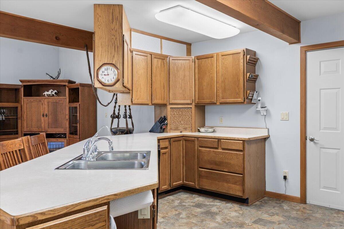 2267 Old Military Road Central Point, OR 97502 - Photo 15 of 39