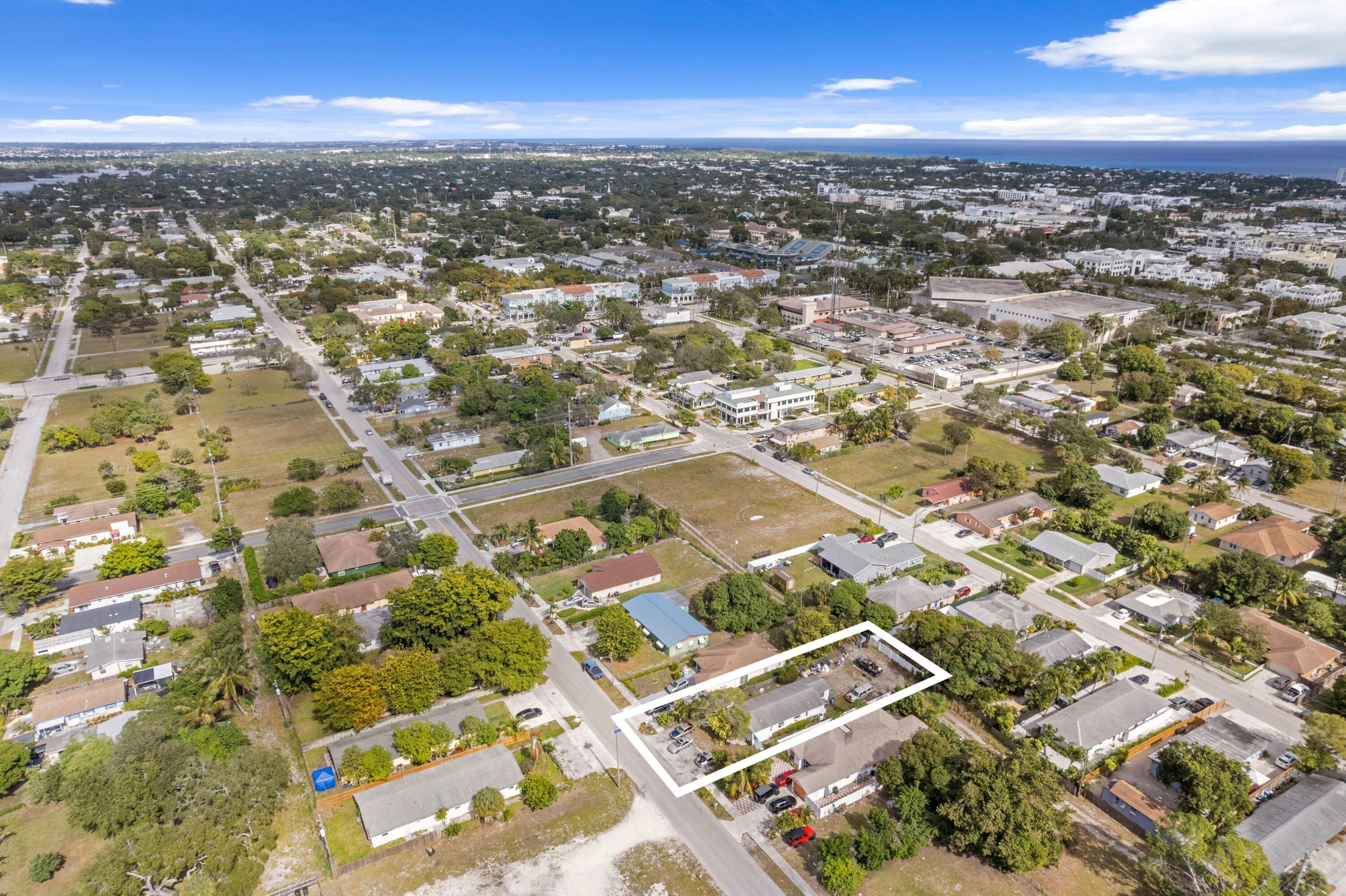 129 Southwest 6th Avenue Delray Beach, FL 33444 - Photo 15 of 33 Aerial View